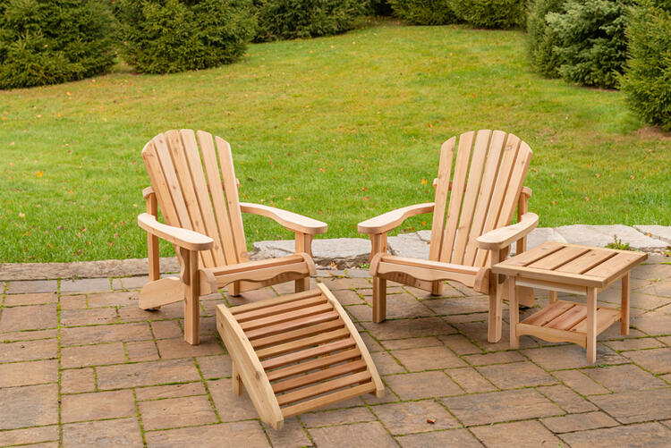 Leisurecraft Europe Classic adirondack square table knotty cedar