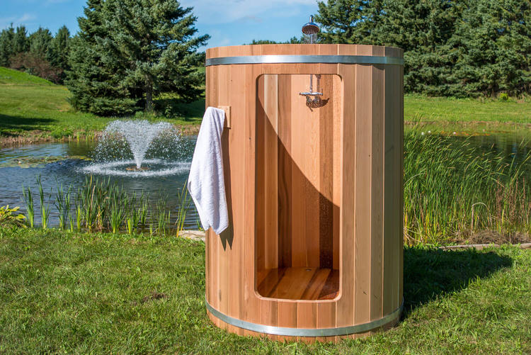 Dundalk leisurecraft europe Red Cedar barrel outdoor shower