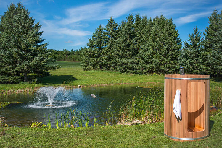 Dundalk leisurecraft europe Red Cedar barrel shower super deluxe sauna shower