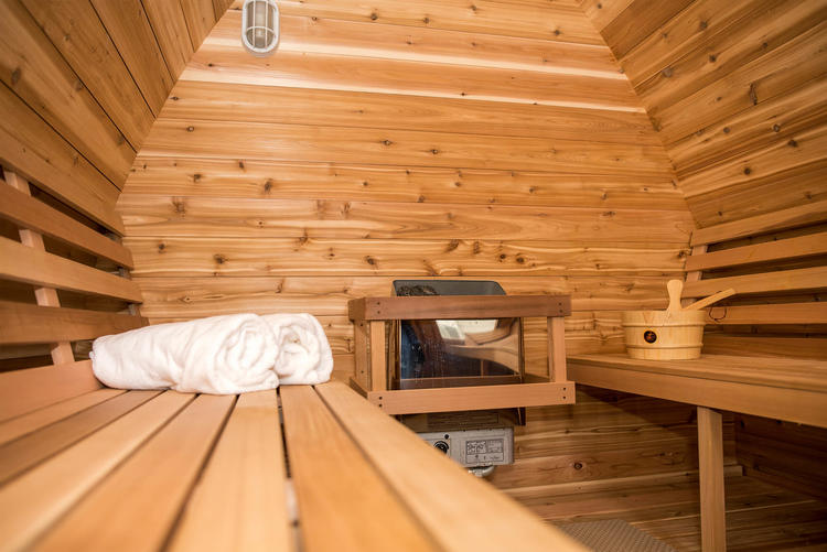 Dundalk Leisurecraft europe POD sauna knotty western red cedar electric heater