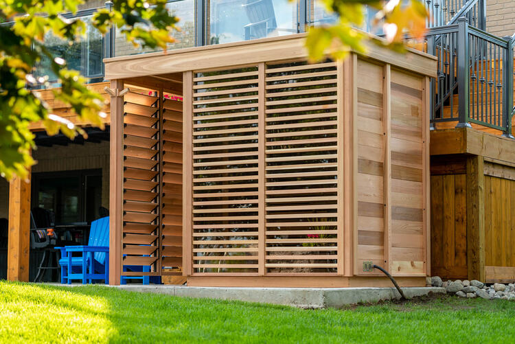 Leisurecraft Europe Dundalk pure cube outdoor sauna canadian red cedar saunas